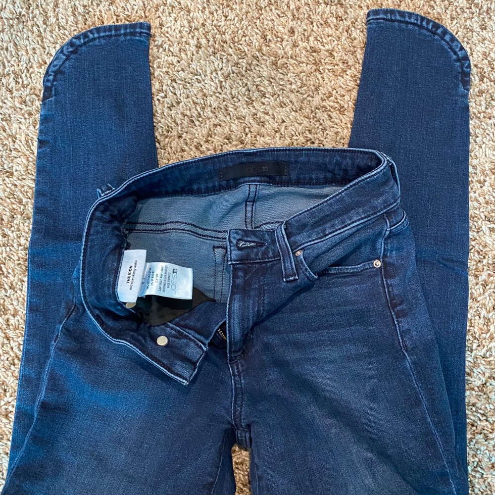 NWOT! Joe’s Jeans Mid Rise Skinny